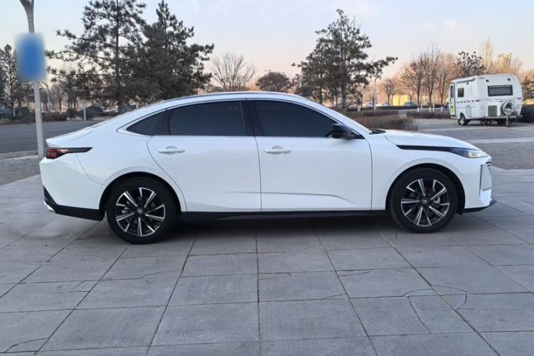 Used Changan Eado 2025 Blue Whale 1.5T 500Bar Flagship Model