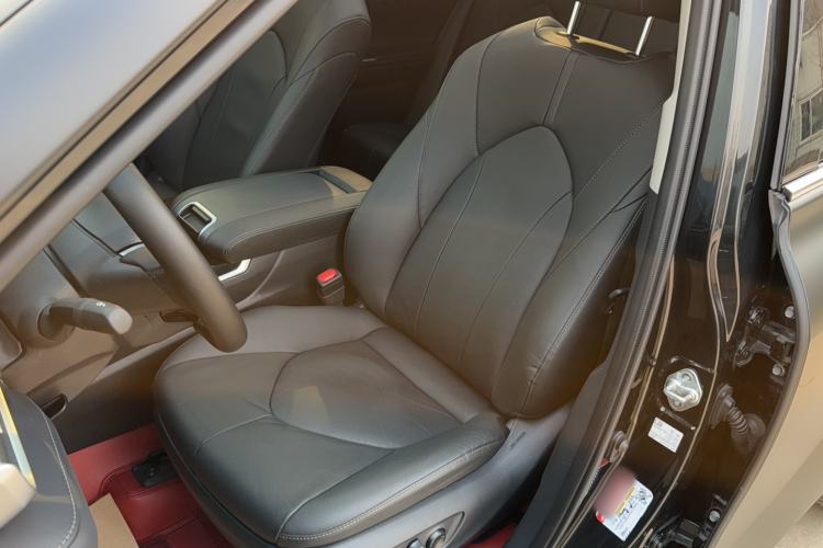 Used Toyota Highlander 2023 2.5L Smart Electric Hybrid Dual-Engine Four-Wheel Drive Prestige Version – 7 Seats