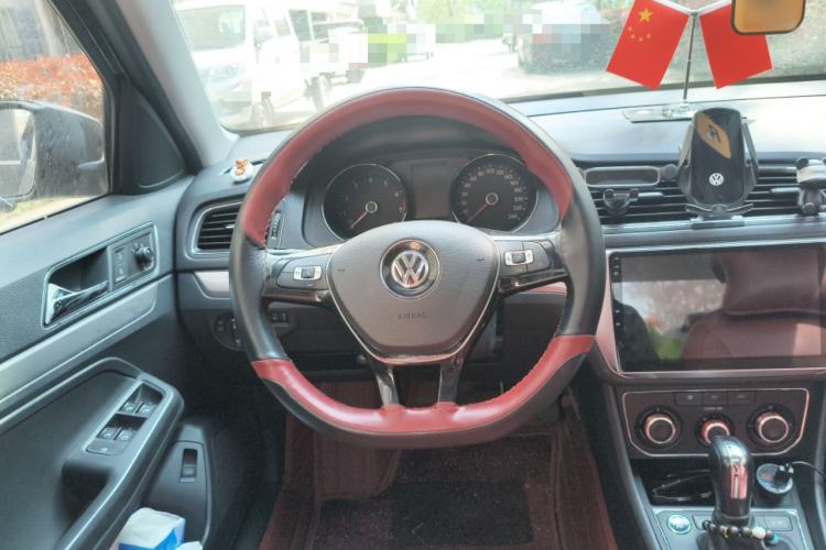 Used Volkswagen Lavida 2017 1.6L Automatic Comfort Edition