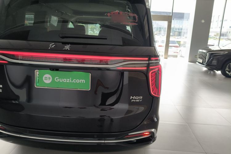 Used Hongqi HQ9 PHEV 2024 2.0T Four-Wheel Drive Luxury Edition Right Rear Taillight