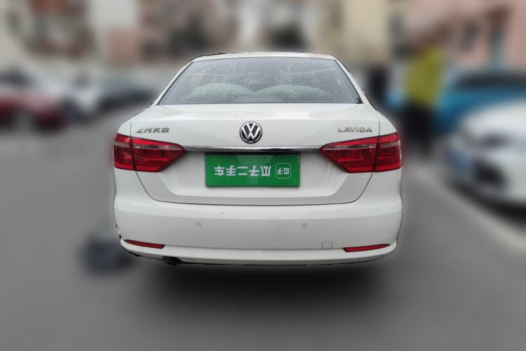 Used Volkswagen Lavida 2013 1.6L Automatic Comfort Edition
