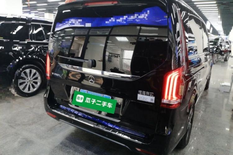 Used Mercedes-Benz V-Class 2020 V 260 L Long-wheelbase Luxury Edition