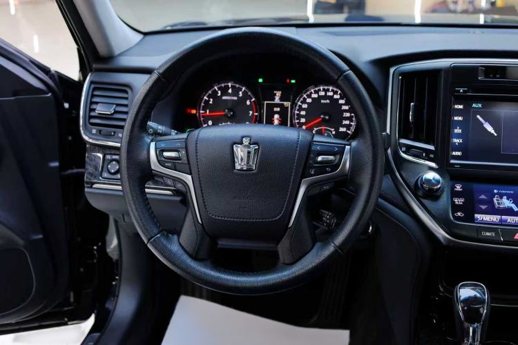 Used Toyota Crown 2018 2.0T Fashion Edition