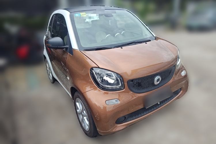 Used smart fortwo 2015 1.0L 52 kW hardtop Dynamic version