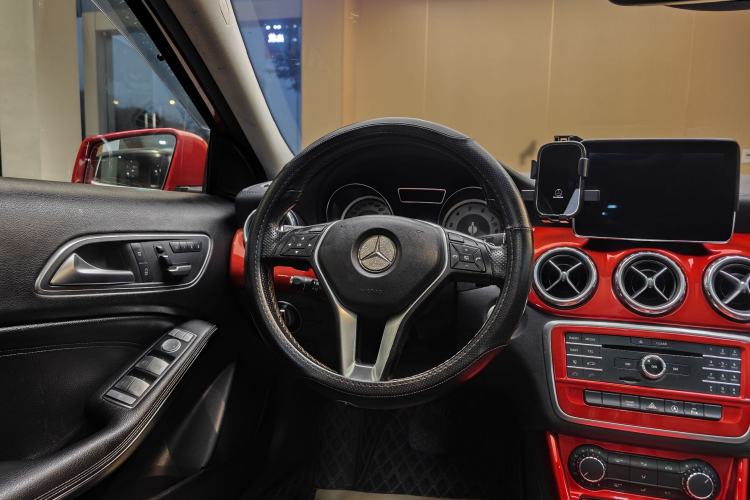 Used Mercedes-Benz GLA 2016 GLA 200 Fashion Model