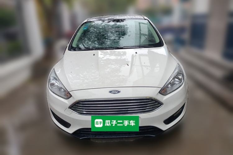 Used Ford Focus 2015 Sedan 1.6L Manual Comfort Model
