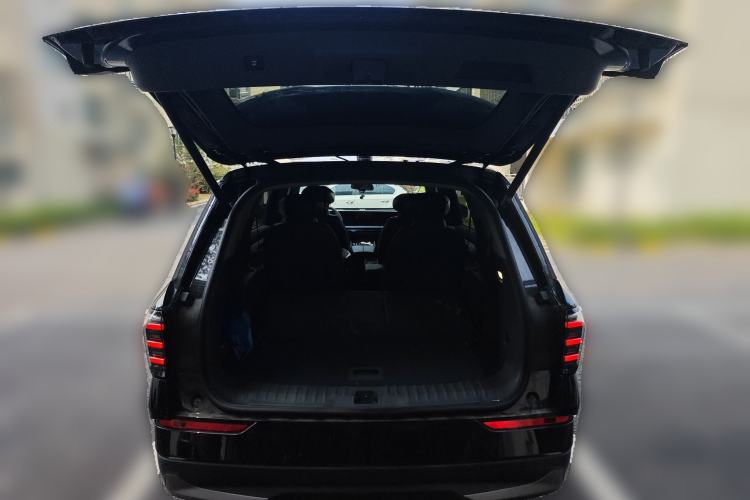 Used Ford Edge 2023 Ford Explorer L 2.0T EcoBoost Two-Wheel Drive 7-Seater Luxury Model