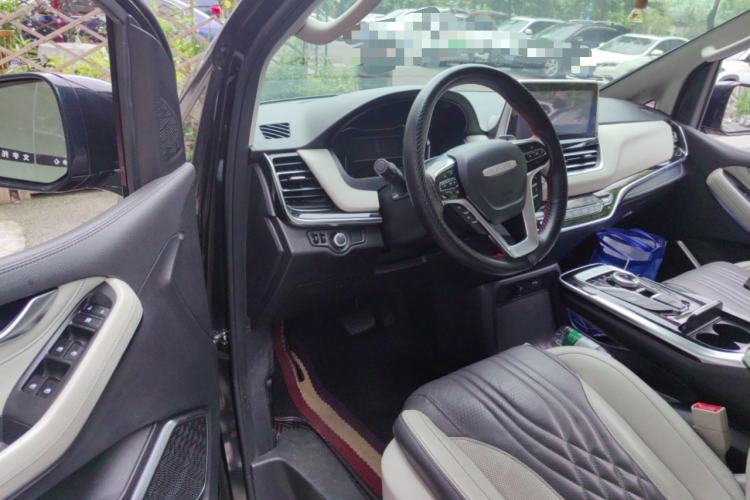 Used SAIC MAXUS G20 2021 PLUS 2.0T Gasoline Automatic ZhiZun Edition Driver Seat