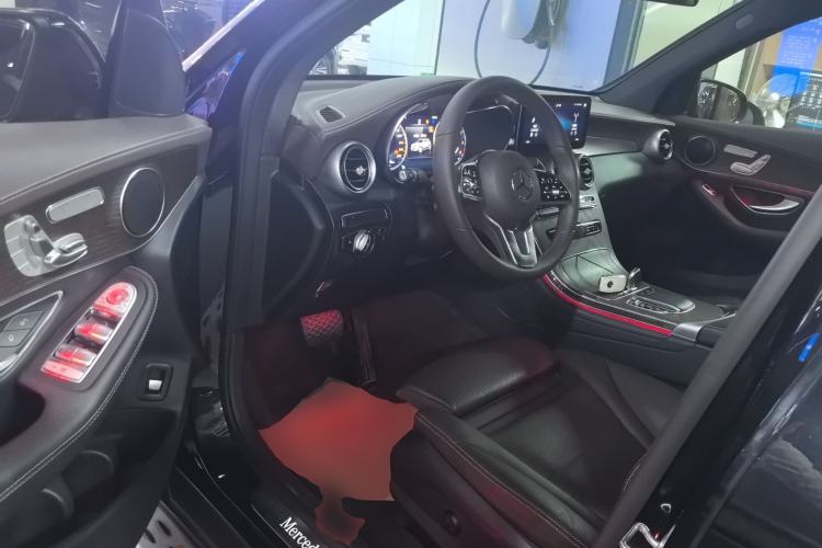 Used Mercedes-Benz GLC 2022 Refreshed GLC 300 L 4MATIC Dynamic Edition Prestige Version Driver Seat