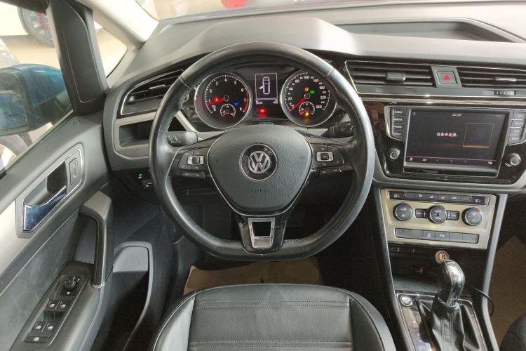 Used Volkswagen Touran 2018 Volkswagen Touran L 280TSI DSG Boundary Edition 7 Seats China V Emission Standard