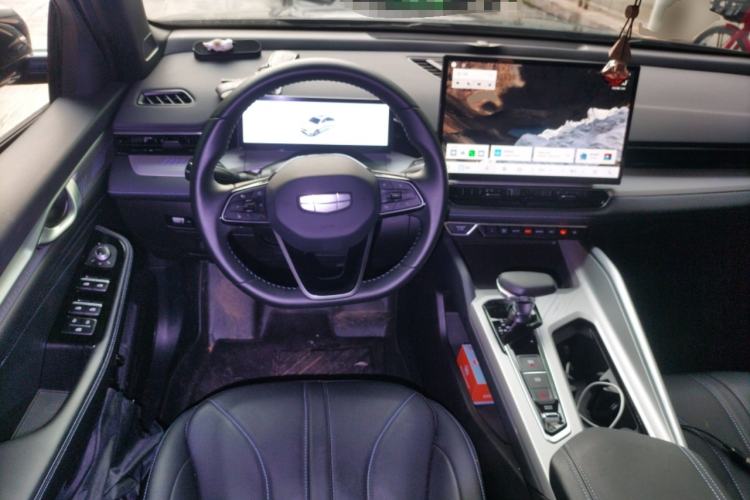 Used Geely Auto Preface 2025 Dongfang Yao 1.5TD Kunlun Edition Steering Wheel
