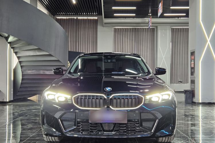 Used BMW 3 Series 2025 330Li M Sport Shadowline Package Exterior 1
