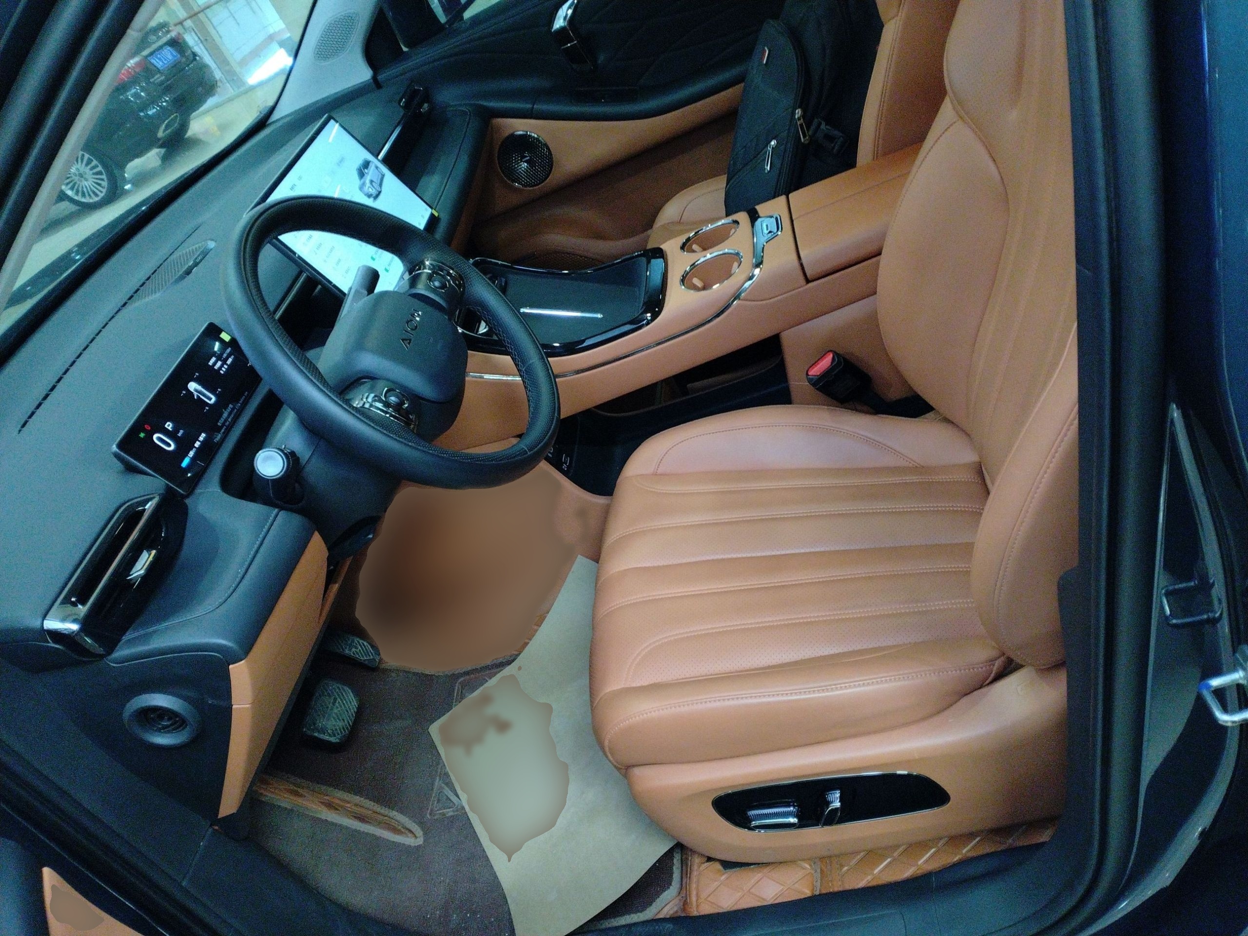 Переднее сиденье в автомобиле