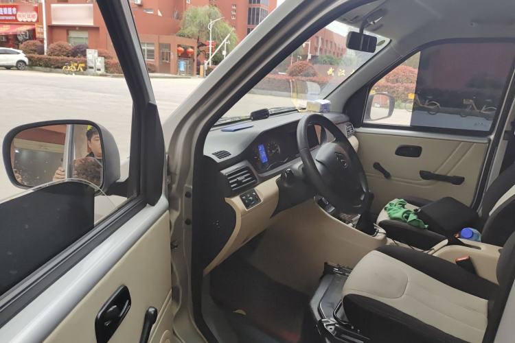 Used CHANGAN KUAYUE Xing V3 2023 1.5L Gasoline Comfort Edition 5-Seat Passenger Vehicle Driver Seat