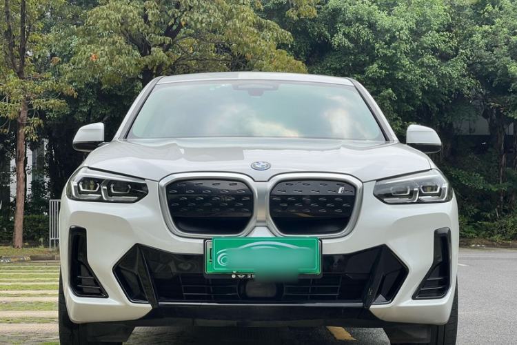 Used BMW iX3 2023 Leading Model Exterior 2