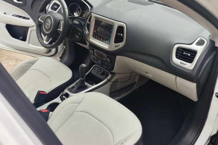 Used Jeep Compass 2017 200T Automatic Family Edition