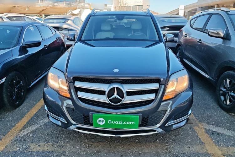 Used Mercedes-Benz GLK-Class 2013 GLK 300 4MATIC Dynamic Sunroof Model