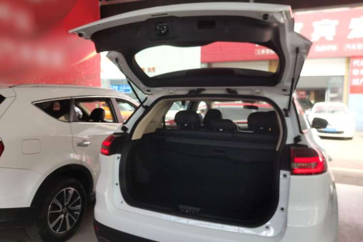 Used Geely Auto Emgrand X7 Sport 2020 1.8TD DCT Two-Wheel Drive Smart Connect 4G-Enabled Version