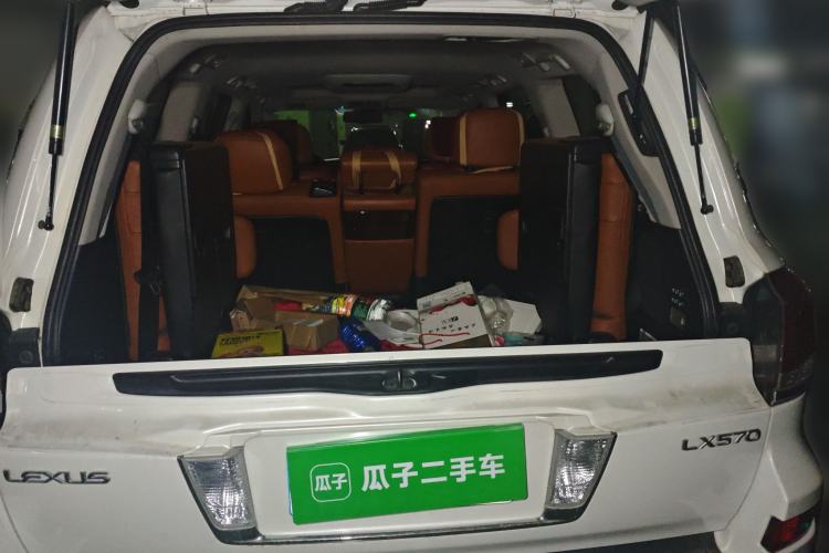 Used Lexus LX 2012 570
