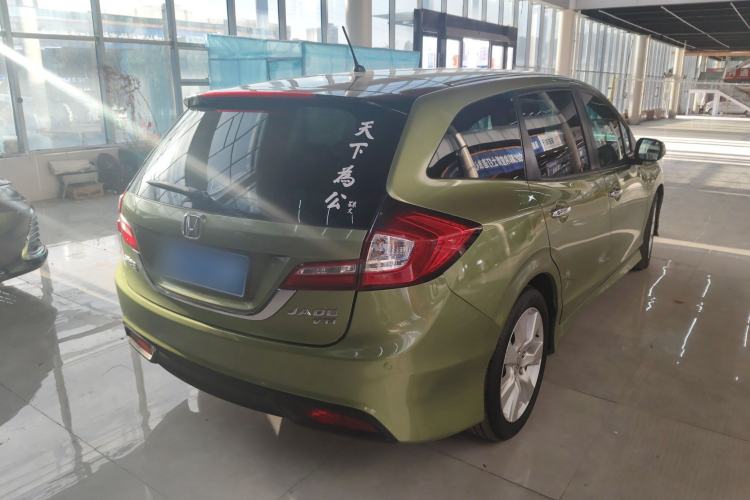 Used Honda Jade 2014 1.8L CVT Luxury Edition 5 seats
