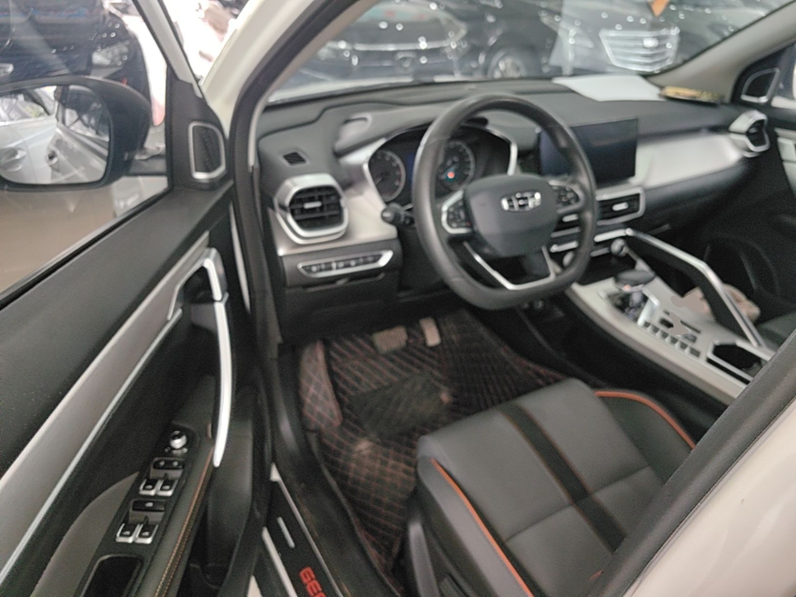 Geely Auto Coolray 2024 1.5T DCT Longteng Edition — снимка 20