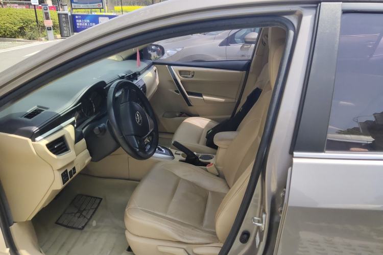 Used Toyota Corolla 2014 1.6L CVT GL-i Leather Edition