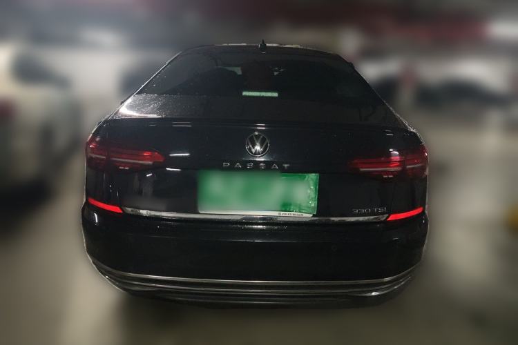 Used Volkswagen Passat 2020 Revised Version 330TSI Luxury Edition China VI Standard
