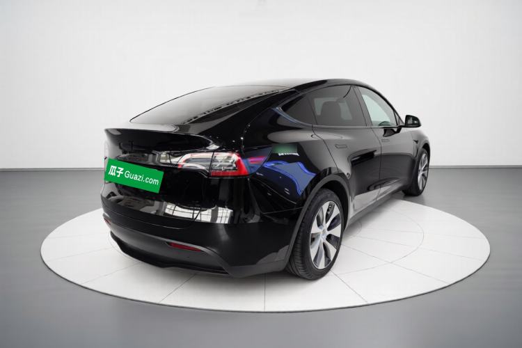 Used Tesla Model Y 2021 Long-Range All-Wheel-Drive Version
