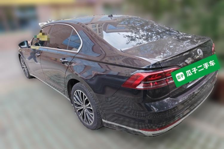 Used Volkswagen Phideon 2019 380TSI Two-Wheel Drive Business Edition China VI Standard
