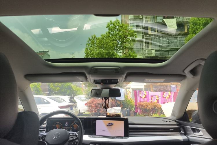 Used Volkswagen Lamando 2022 Lavida L 280TSI DSG Cool & Spicy Edition Headliner