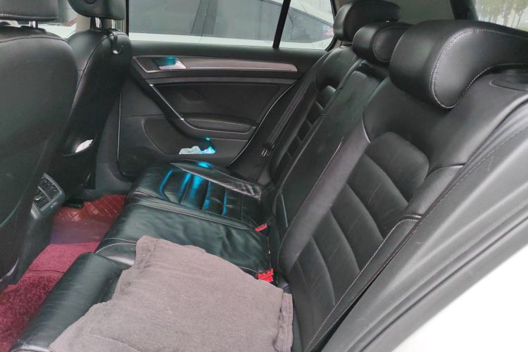 Used Volkswagen Golf 2014 1.4TSI Automatic Luxury Model Left Rear Seat