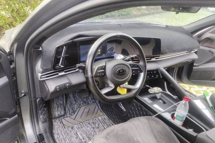 Used Hyundai Elantra 2022 1.5L CVT 20th Anniversary Edition
