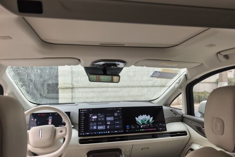 Used Wey Gaoshan 2025 Model Four-Wheel Drive Gao Shan 7
