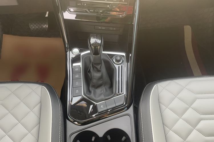 Used Volkswagen Tayron 2024 330TSI Two-Wheel Drive R-Line High-Energy Version