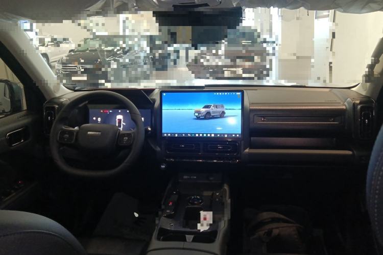 Used Haval Raptor 2025 2.0T 4WD Pro Center Console