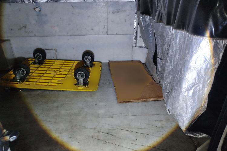 Used Jinbei Express 2019 2.0L Standard Version China VI 1TZS Left Rear Seat