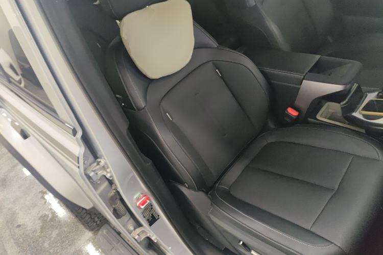 Used iCAR V23 2025 550 Two-Wheel Drive Intelligent Driving Version Right Front Seat