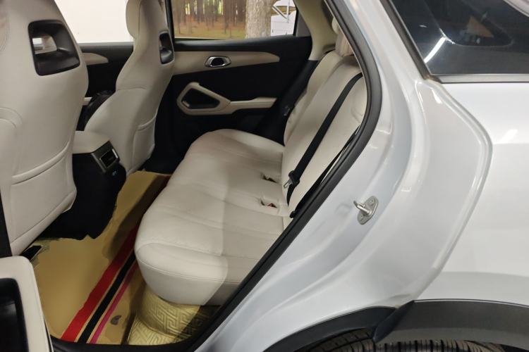 Used BYD Yuan UP 2025 Intelligent Driving Version 401 KM Dynamic Edition Left Rear Seat