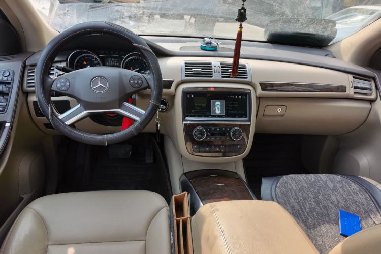 Used Mercedes-Benz R-Class 2010 R 300 L Business Model