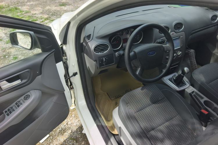 Used Ford Focus 2013 Hatchback Classic 1.8L Manual Base Model Driver Seat