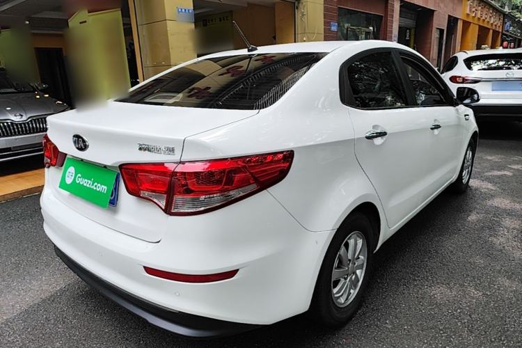Used Kia K2 2015 Sedan 1.4L MT GLS
