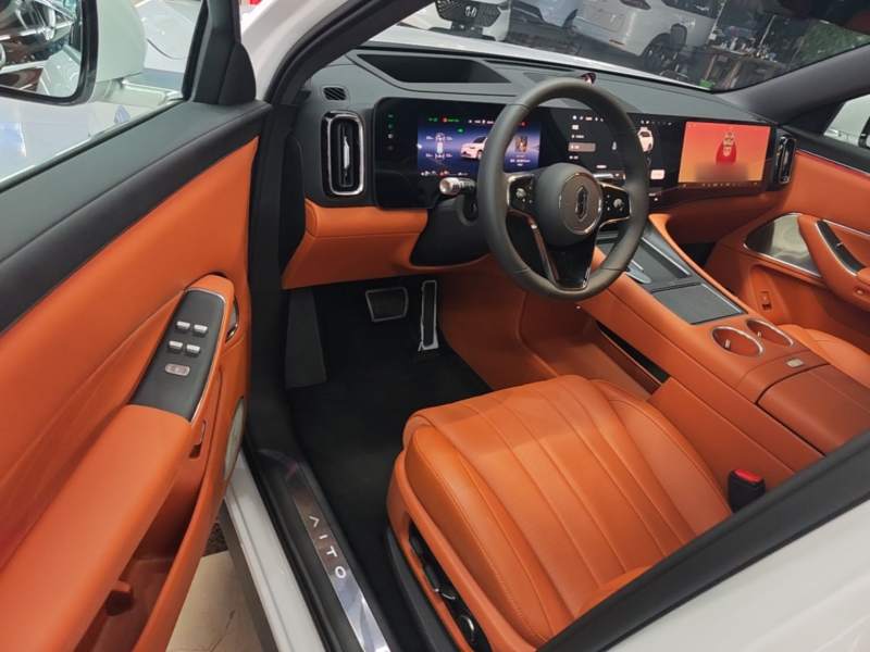 Used Hima AITO M8 2025 Extended-Range Max Version 37 kWh 5-Seater — 16