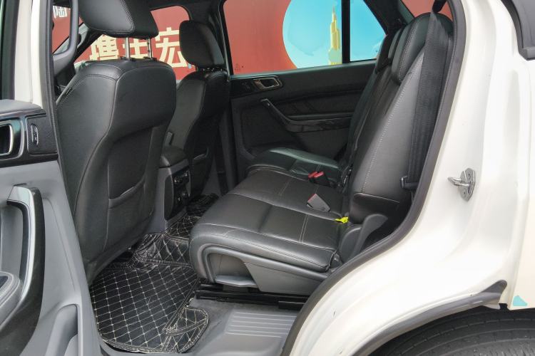 Used Ford Everest 2017 2.0T Gasoline Automatic 4x4 Flagship Edition 7 Seats Left Rear Seat