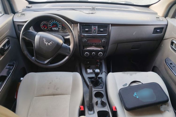 Used Wuling Rongguang V 2019 1.5L Standard Version China VI LAR