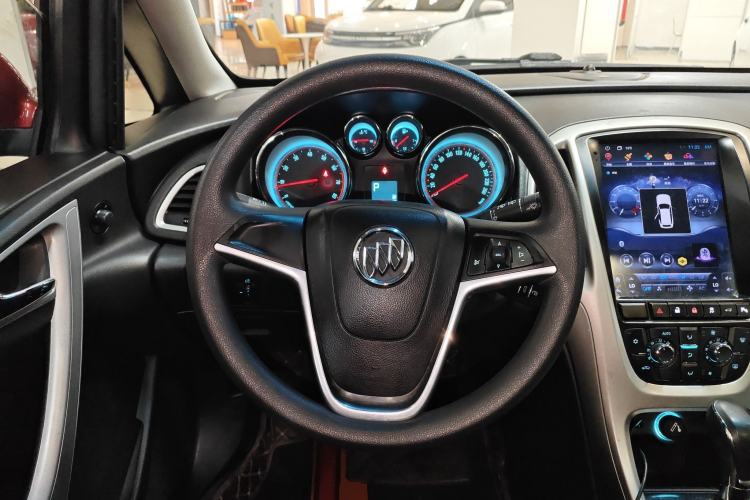 Used Buick GT 2014 XT 1.6L Automatic Fashion Edition Steering Wheel