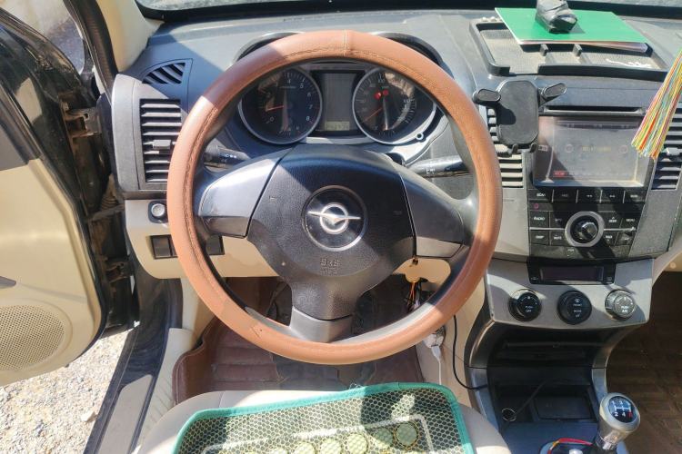 Used Haima Qishi 2010 2.0L Urban Elite Edition
