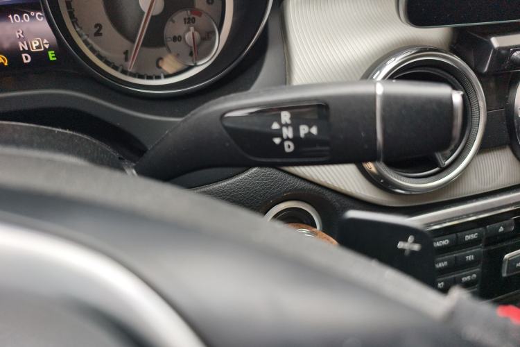 Used Mercedes-Benz GLA 2015 GLA 220 4MATIC Fashion Model
