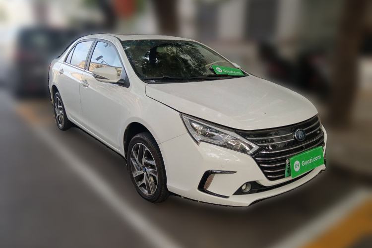 Used BYD Qin New Energy 2018 Qin EV450 Smart Connect Prestige Model

