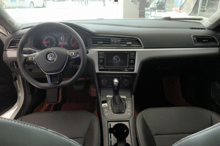 Used Volkswagen Lamando 2019 230TSI DSG Fashion Edition China VI