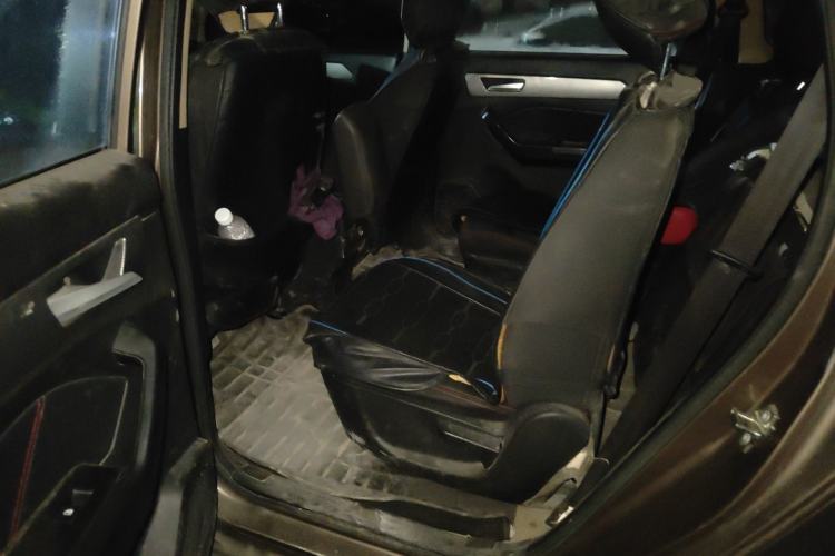 Used BAIC Weiwang M50F 2017 1.5L Standard Model
